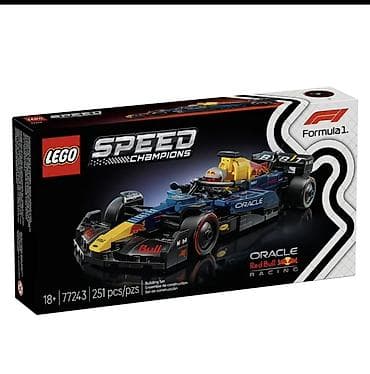 гонка: LEGO Speed Champions – Oracle Red Bull Racing F1 (набор 77243) - — 1