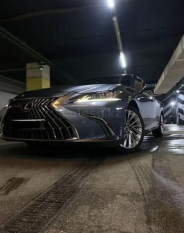 lexus sedan: Lexus ES: 2019 г., Автомат, Гибрид, Седан — 1