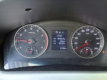 byd e7: Hyundai Porter: 2021 г., 2.4 л, Механика, Газ, Бус — 7