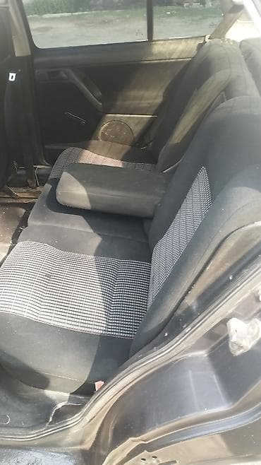 vossen 15: Volkswagen Vento: 1992 г., Ручные, Бензин, Седан — 6