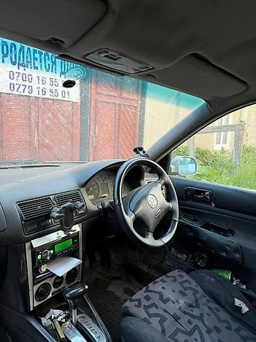 golf plus: Volkswagen Golf: 2000 г., Автомат, Бензин — 5