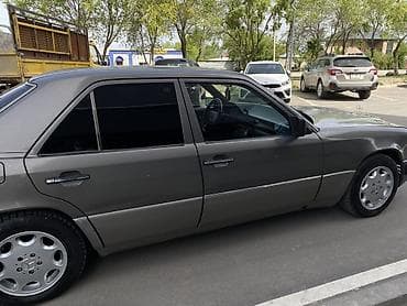 mercedesbenz 211: Mercedes-Benz W124: 1990 г., 2 л, Бензин, Седан — 3