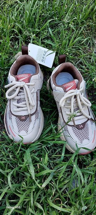 детский кроссовки: Кроссовки детские/подростковые, размер 32. - Цвет: бежевый с — 1