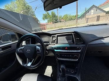 Продажа авто: Hyundai Sonata: 2018 г., 2 л, Автомат, Бензин, Седан — 6