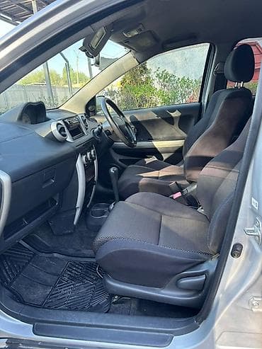 ist: Toyota Ist: 2003 г., 1.5 л, Автомат, Бензин, Хэтчбэк — 6