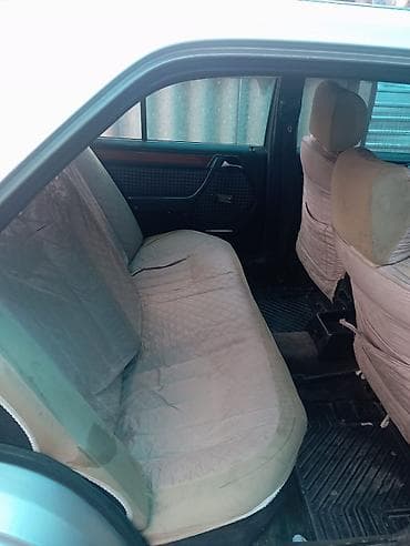 mers e124: Mercedes-Benz W124: 1993 г., 2.2 л, Автомат, Бензин, Седан — 6