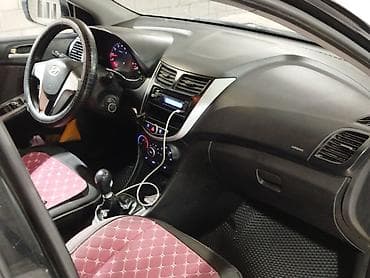 вложений: Hyundai Solaris: 2011 г., 1.4 л, Механика, Газ, Седан — 7