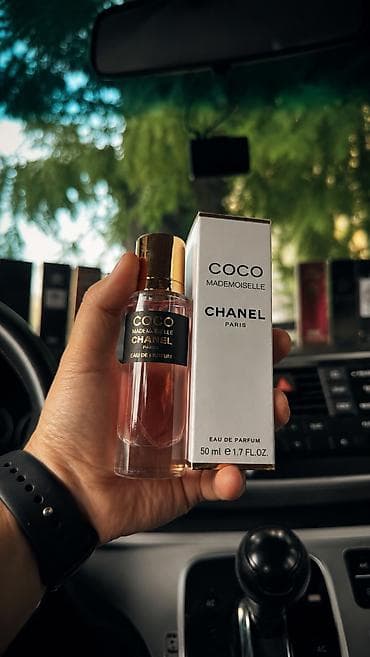 женское духи: Ароматы 50 мл (1.7 fl. oz), в фирменных коробках: - Louis Vuitton — 10