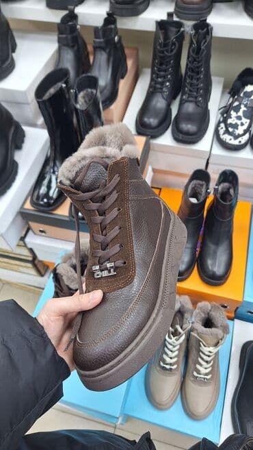 Үлпөт көйнөктөрү жана аксессуарлар: Продаю ботинки из натуральной кожи и из натурального меха ЦИГЕЙКА — 7