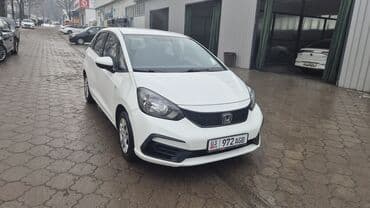 прием бу шин: Honda Fit: 2021 г., 1.5 л, Вариатор, Бензин, Хэтчбэк — 3
