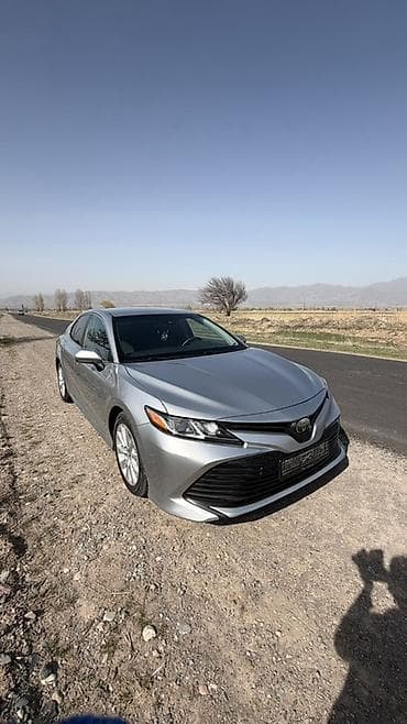 kia rio 2014: Toyota Camry: 2018 г., 2.5 л, Автомат, Бензин, Седан — 6