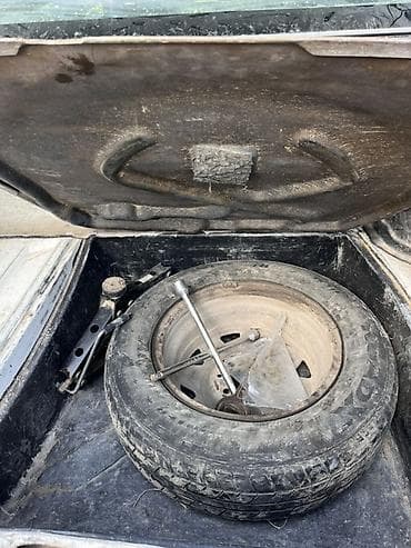 Audi: Audi 100: 1988 г., Ручные, Бензин, Седан — 9