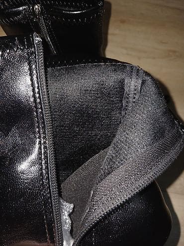 Домашние тапочки: Женские ботильоны на каблуке - Цвет: черный, глянцевый - Форма носка — 4