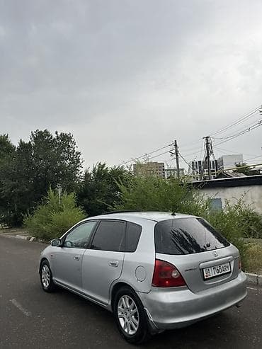 Honda Civic: 2001 г., 1.5 л, Механика, Бензин, Хэтчбэк