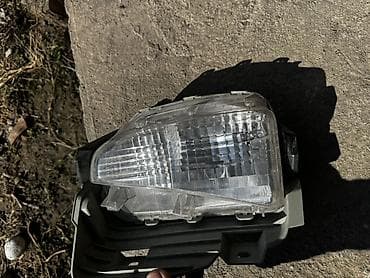 s 430: Правая противотуманная фара Toyota — 2