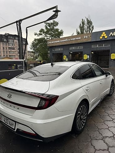 Hyundai Sonata: 2020 г., Автомат, Бензин, Седан — 2