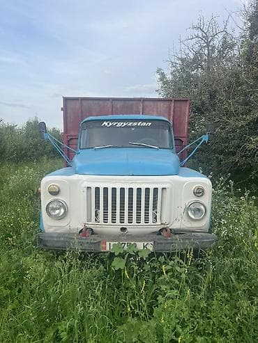 Грузовой автомобиль-самосвал ГАЗ (серия 53/3307) - Кабина синего at lalafo.kg Грузовой автомобиль-самосвал ГАЗ (серия 53/3307) - Кабина синего