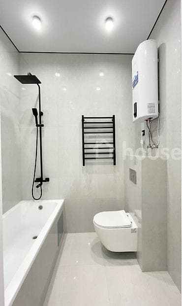 1 комната, 42 м², Золотой квадрат Элитка, 7 этаж, Свежий ремонт — 3