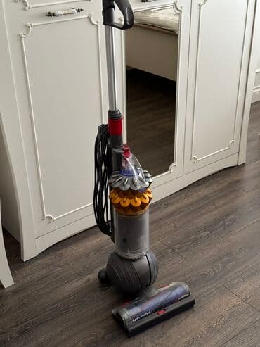 Продам пылесос Dyson Брали в Технодоме за 80000 сом Продам за 25000