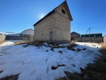 квартира в частном доме каракол: Продаётся 2-этажный недостроенный кирпичный дом на угловом участке, г — 4