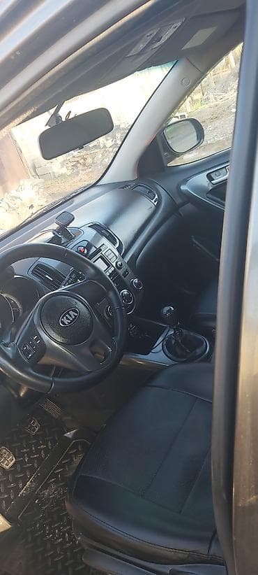 монитор лексус: Kia Cerato: 2010 г., 1.6 л, Ручные, Бензин, Седан — 3