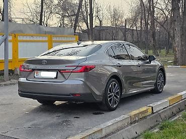 taiota vindom: Toyota Camry: 2024 г., 2.5 л, Типтроник, Бензин, Седан — 3
