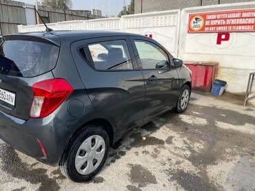 хундай спарк: Chevrolet Spark: 2016 г., 1 л, Автомат, Бензин, Хетчбек — 4