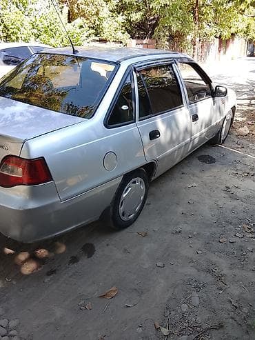 Daewoo Nexia: 2010 г., 1.5 л, Механика, Бензин, Седан — 4