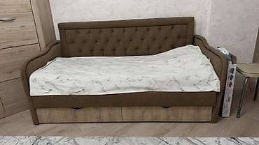 Прямой диван at lalafo.kg Прямой диван