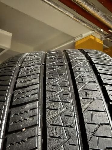 mersedes e320: Шины 275 / 45 / R 20, Всесезонная, Б/у, Комплект, Внедорожные (АТ/МТ), Pirelli — 4