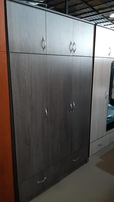 мебельный магазины: Делаем мебель на заказ и готовые имеется шкаф,кровать, камод,шифонер — 3