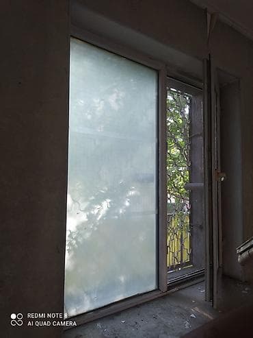 Дом и сад: Пластиковое окно/балконный блок с матовым стеклом - Материал рамы — 4