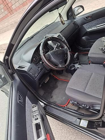 прокладка субару: Hyundai Getz: 2004 г., 1.4 л, Автомат, Бензин, Хэтчбэк — 3