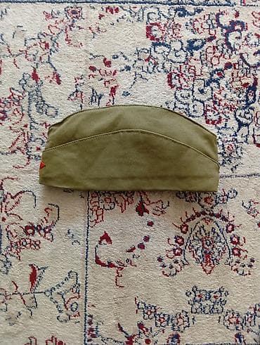 Пилотка защитного цвета с красной звездой - Классическая военная