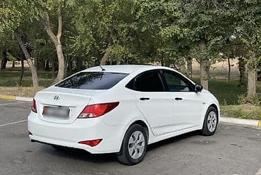 kia solaris: Hyundai Solaris: 2015 г., 1.6 л, Автомат, Бензин, Седан — 3