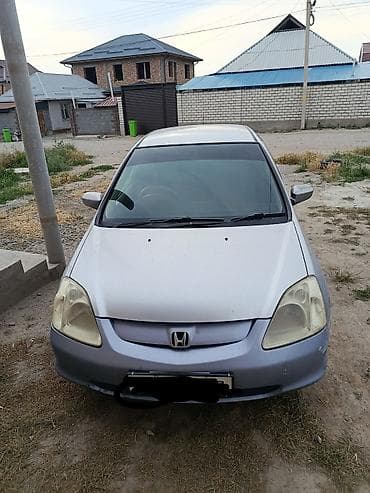 бюджетные авто: Honda Civic: 2001 г., 1.5 л, Автомат, Бензин, Хэтчбэк — 3