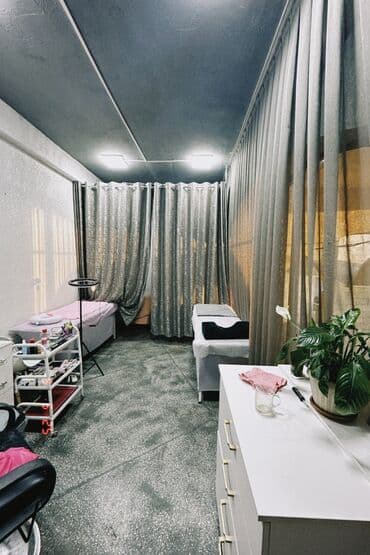 оборудование для парикмахера: Сдаю Кабинет в салоне, 100000000 м², Для лешмейкера — 3