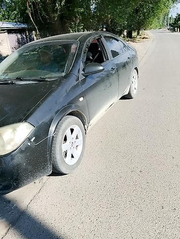 Nissan Primera: 2004 г., 1.8 л, Механика, Бензин, Хэтчбэк — 1