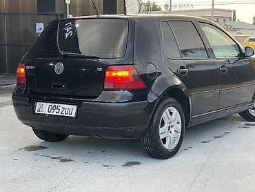 гольф карт: Volkswagen Golf: 2003 г., 1.6 л, Механика, Бензин, Хэтчбэк — 4