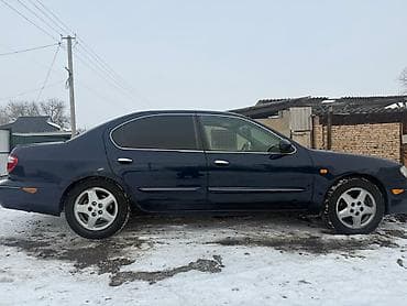 Nissan: Nissan Maxima: 2000 г., 2 л, Механика, Бензин, Седан — 9