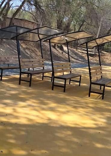 купить скамейки для дачи: Скамейка Металл, Со спинкой, С крышей — 1