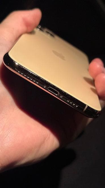 oculus quest 3s: IPhone 11 Pro Max, Б/у, 256 ГБ, Золотой, 90 % — 3