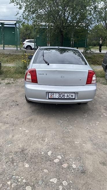ак шумкар: Kia Shuma: 2002 г., Седан — 4