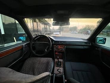 ом 364: Mercedes-Benz W124: 1994 г., 2 л, Механика, Бензин, Седан — 7