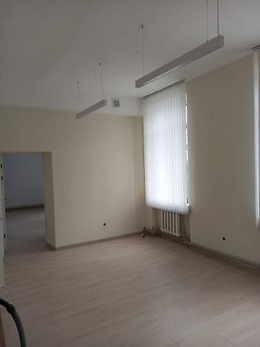 учебный класс: Сдаю офисное помещение, 44 кв.м (2 комнаты) 60 000 сом. Адрес — 4