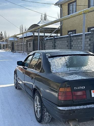 е34 530: BMW 520: 1992 г., 2 л, Механика, Бензин, Седан — 10