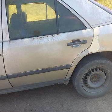 124 мер: Mercedes-Benz W124: 1988 г., 2.3 л, Механика, Бензин, Седан — 6
