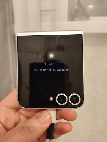 razr v3: Смартфон-раскладушка с большим внешним дисплеем Характеристики и — 2