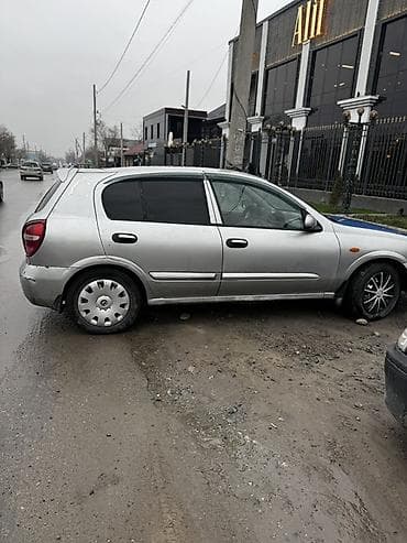 golf variant: Nissan Almera: 2003 г., 1.5 л, Механика, Бензин, Хэтчбэк — 4