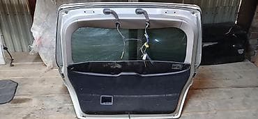 ej ve: Крышка багажника Toyota, 2003 г., Б/у, Оригинал — 4